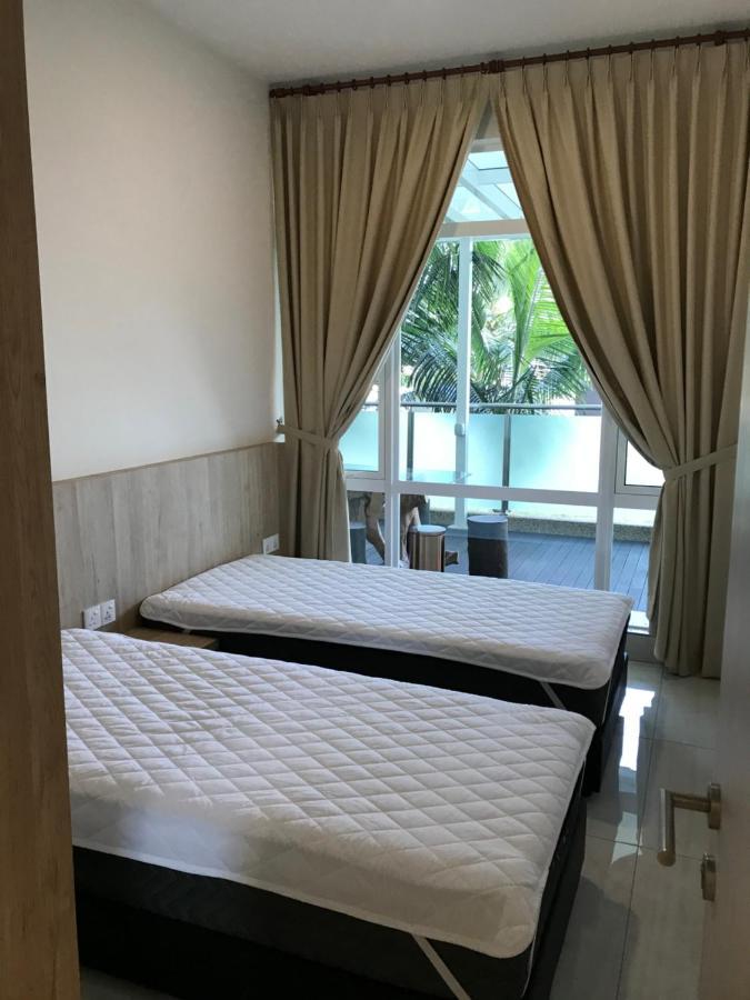 Rebec 5pax At Aeon,toppen,ikea Tebrau Apartemen